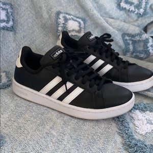 Adidas Sneakers Classic